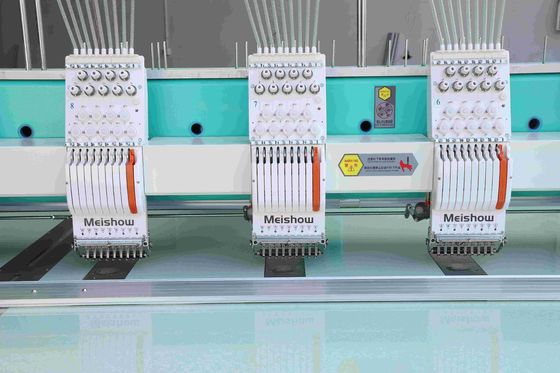 6 Renkli Düz nakış makinesi Otomatik Trimmer fonksiyonu ile çoklu başlı
