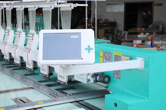 1200RPM Bilgisayar düz nakış makinesi 12 Başlı Kumaş ve Giysi için