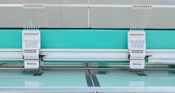 Büyük nakış makinesi 8 başlı Bilgisayarlı nakış makinesi Otomatik