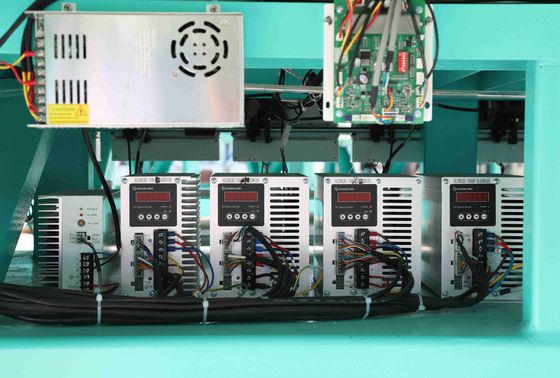 1000RPM Chenille nakış makinesi 6 iğne 15 başlı Bilgisayarlı Otomatik nakış makinesi