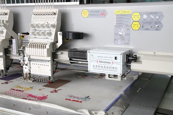 220V 380V Çift Seken Yüksek Hızlı nakış makinesi 9 iğne 20 baş