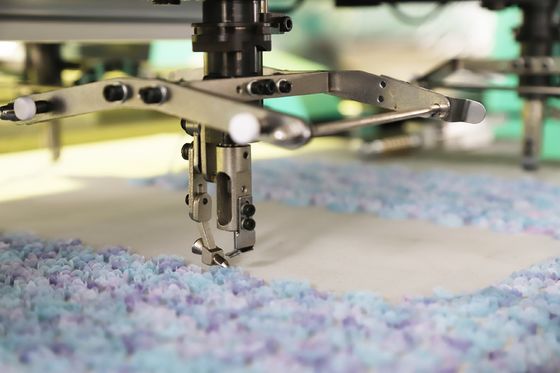 Çift taraflı kurdele süsleme makinesi 12 başlı A17 Büyük ekran monitörü