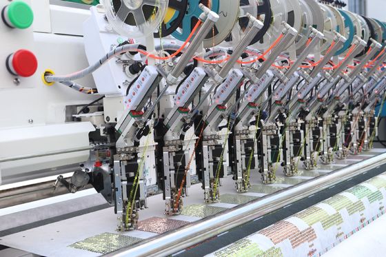 Bilgisayar Çift 22 başlı Dört iğneli nakış makinesi dayanıklı
