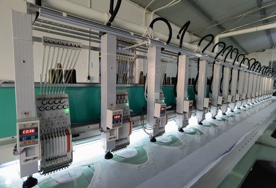 40W-80W lazer kesme nakış makinesi 2 katman kumaş kesimi için 20 baş