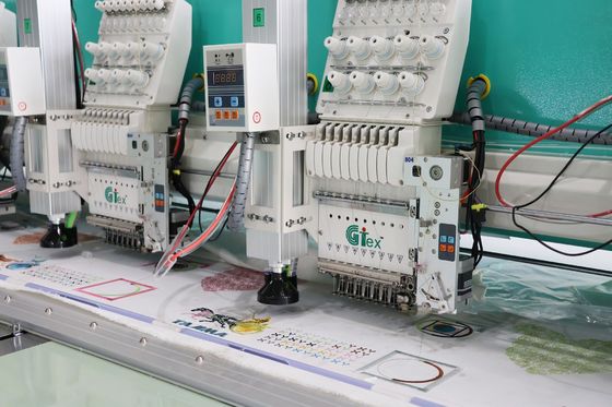 15 Başlı Lazer Kesme nakış makinesi 220V 380V Tam kumaş nakış makinesi