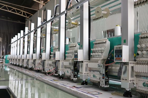 15 Başlı Lazer Kesme nakış makinesi 220V 380V Tam kumaş nakış makinesi