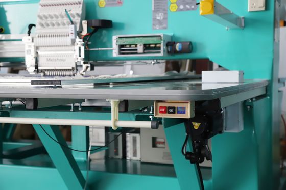 Güvenlik Tek Çubuklu Nakış Makinesi 15 İğne 10 Başlı